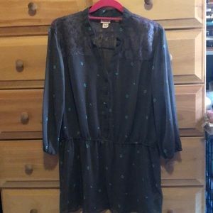 Mossimo Supply Co. sheer lace shoulder top